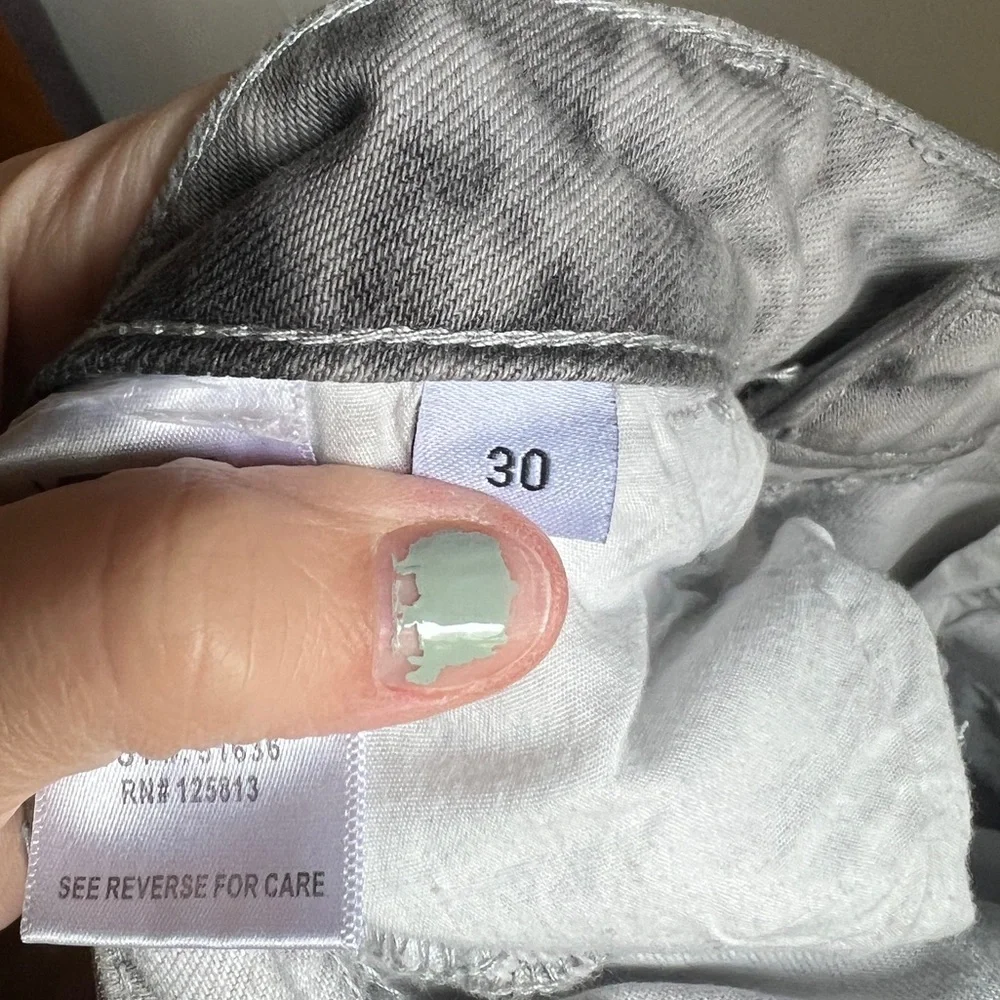 Vervet Ripped Distressed Light Grey Washed Crop Cut Off Baggy Jeans 30 - Picture 14 of 14
